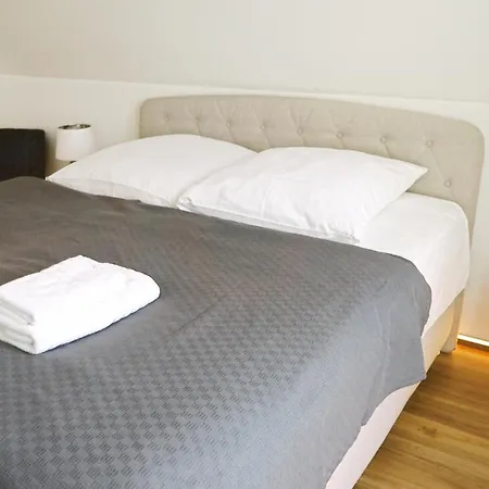 Lighthouse Homes - Moderne & Helle 90Qm Ferienwohnung Mit 2 Schlafzimmern Und Terrasse