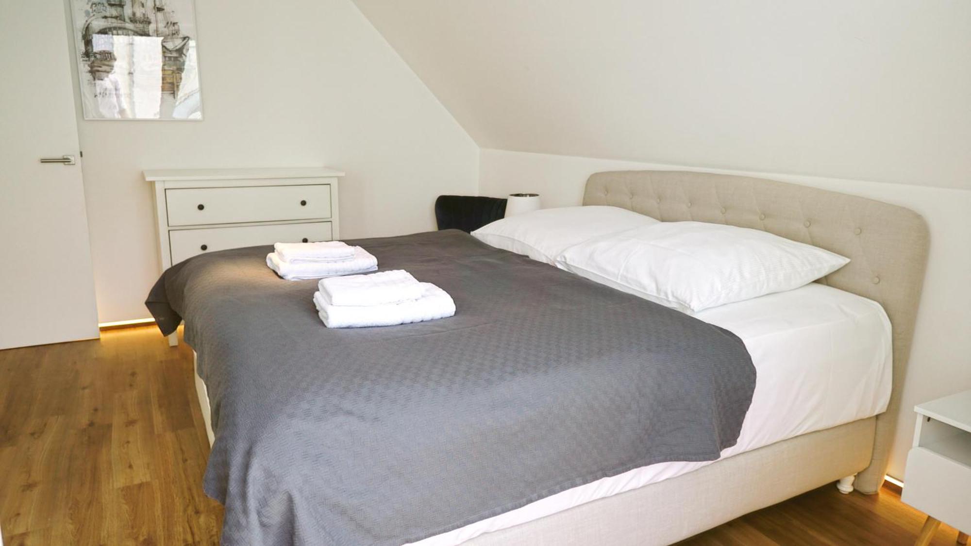 Lighthouse Homes - Moderne Mit Terrasse Am Kirchenplatz Apartment