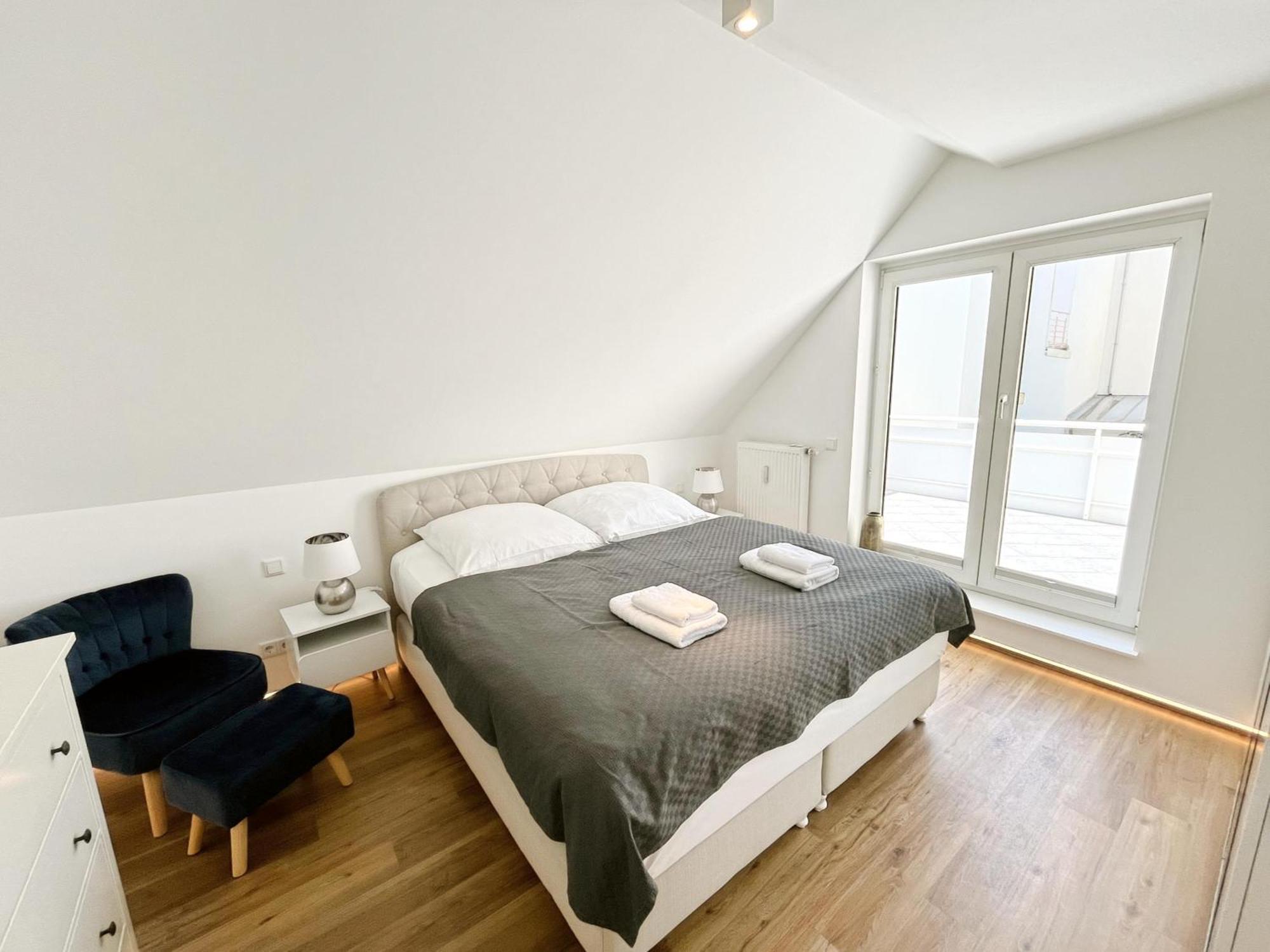 Lighthouse Homes - Moderne Mit Terrasse Am Kirchenplatz Apartment