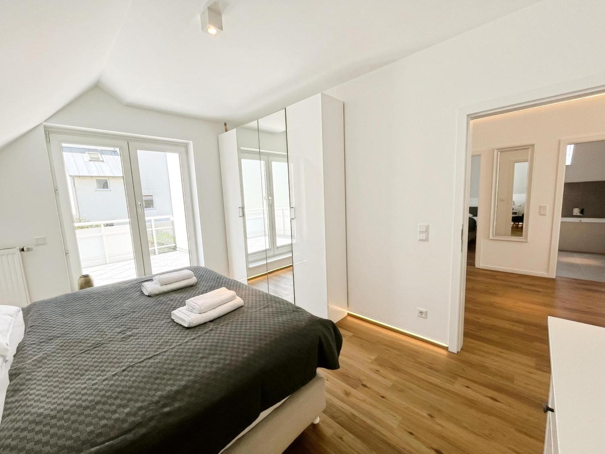 Lighthouse Homes - Moderne Mit Terrasse Am Kirchenplatz Apartment *