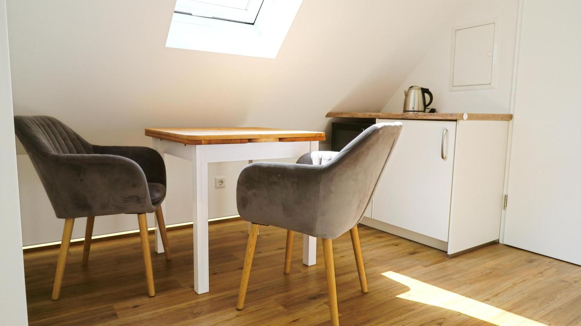 Lighthouse Homes - Moderne Mit Terrasse Am Kirchenplatz Apartment Rostock